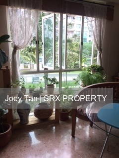 Estella Gardens thumbnail photo